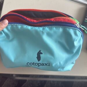Cotopaxi Toiletries Bag